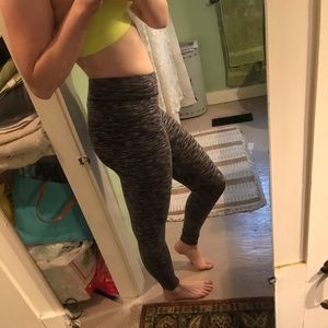 Marbled black and grey leggings